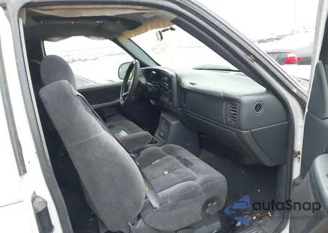 1999 Chevrolet Silverado 1500 Ls z USA, uszkodzony, nr VIN 2GCEK19T5X1142300